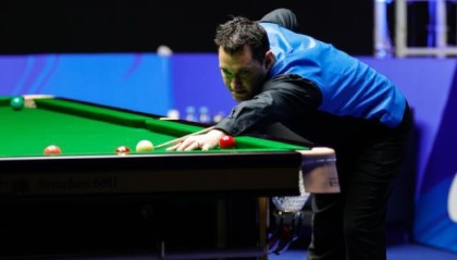 彩经网走势图大全新版-福德祭出“暖手宝”淘汰布朗 率先晋级国锦赛决赛